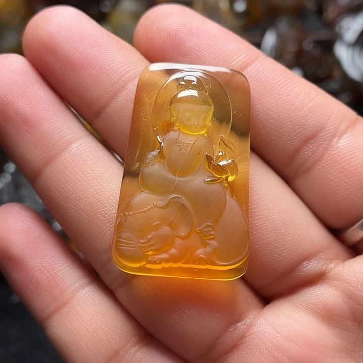 琥珀未镶嵌颈饰262