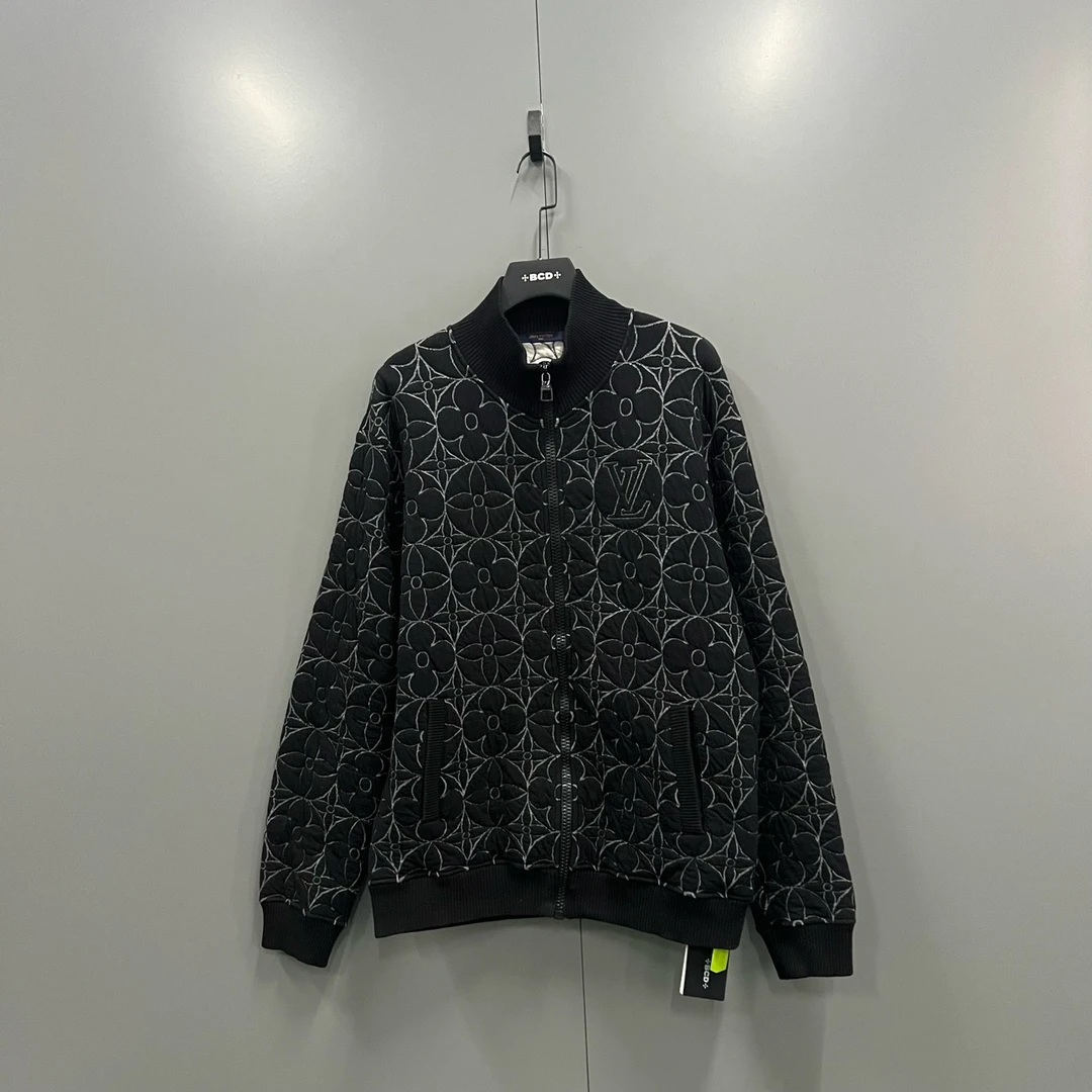 95新 LouisVuitton/路易威登 ab3lv黑色三花压纹夹克 XXL码603673