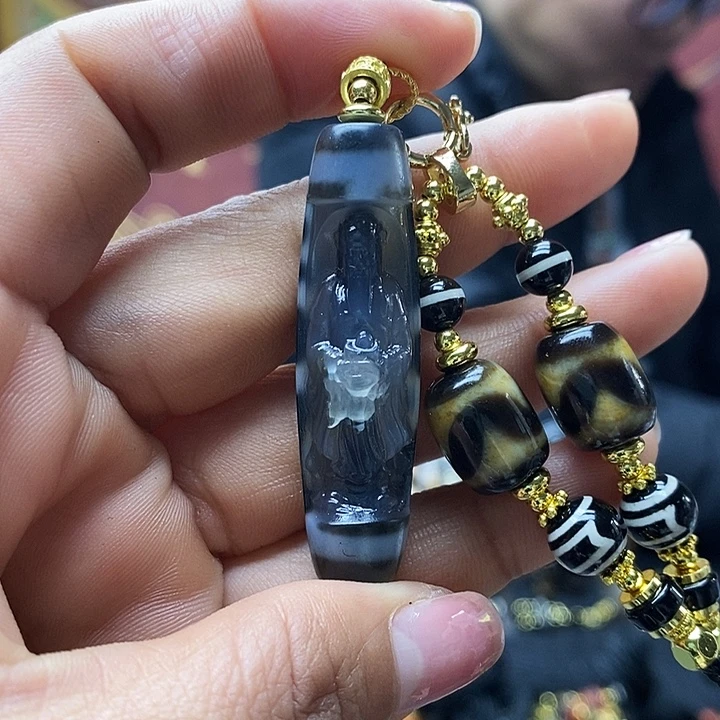 玛瑙/玉髓合金颈饰