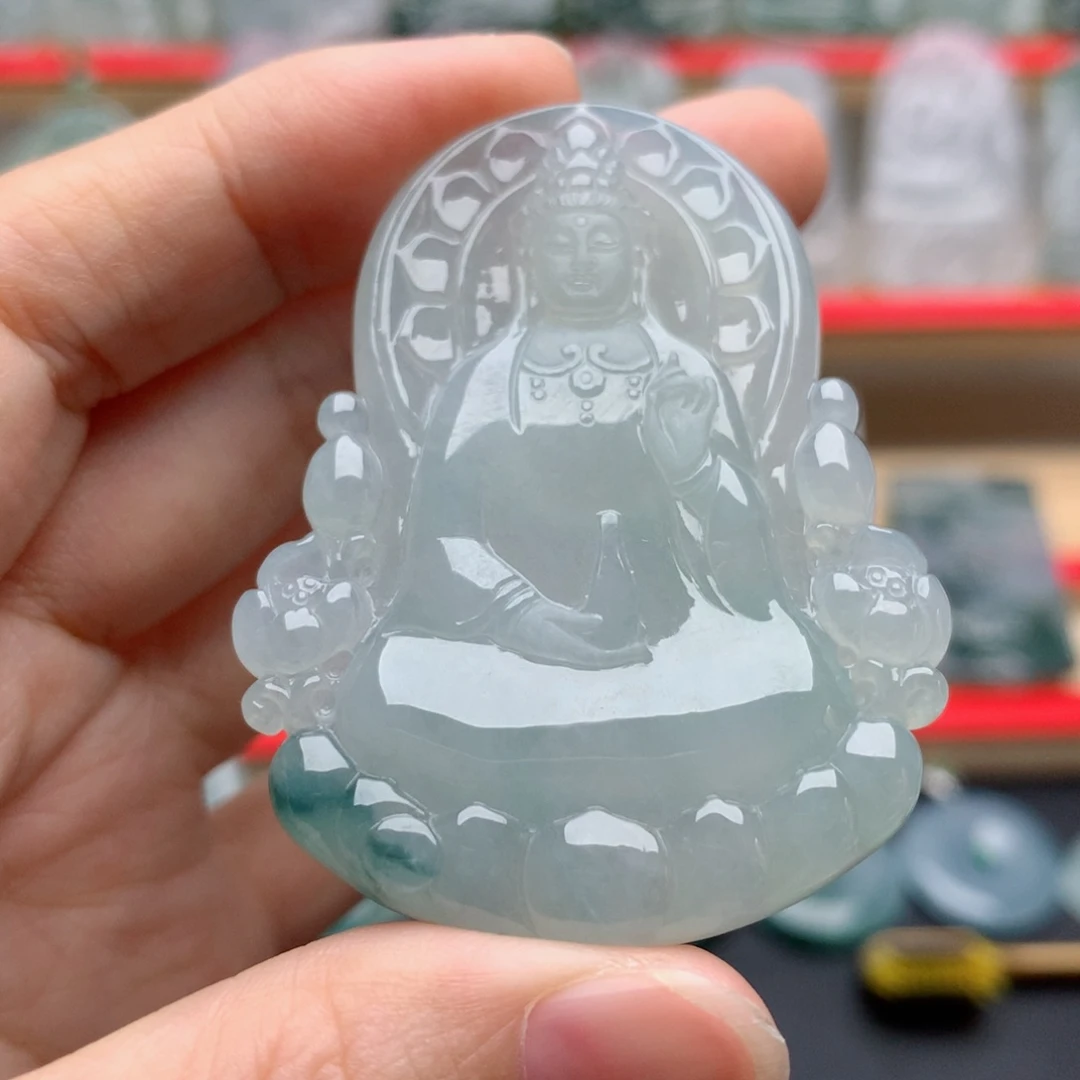 翡翠未镶嵌颈饰素衣