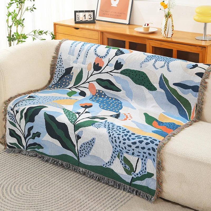 蓝豹沙发巾毯轻奢与舒适并存客厅沙发的完美伴侣梭织工艺温暖加倍