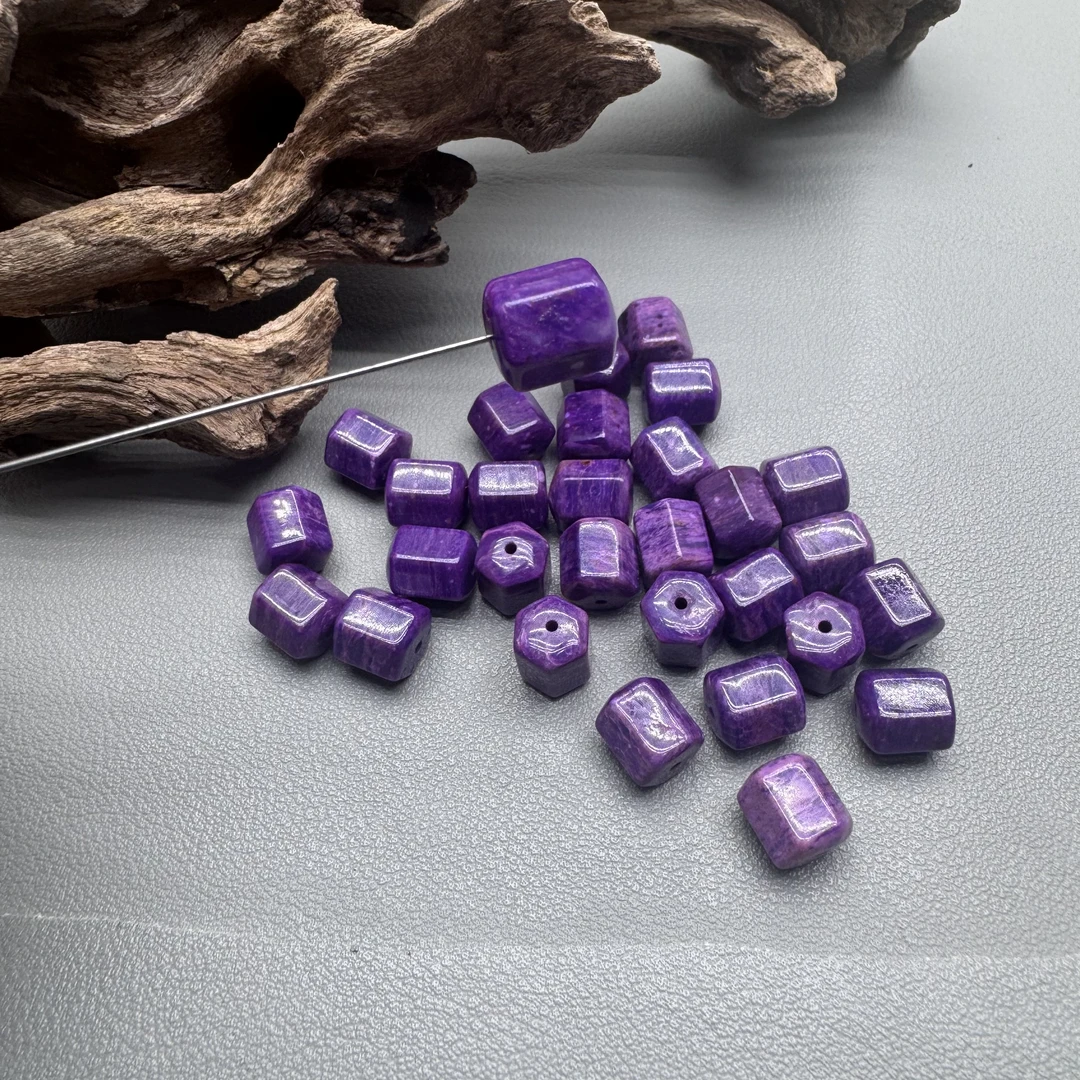 32126南非老料皇家紫六棱柱8*9mm（多样性发其一）