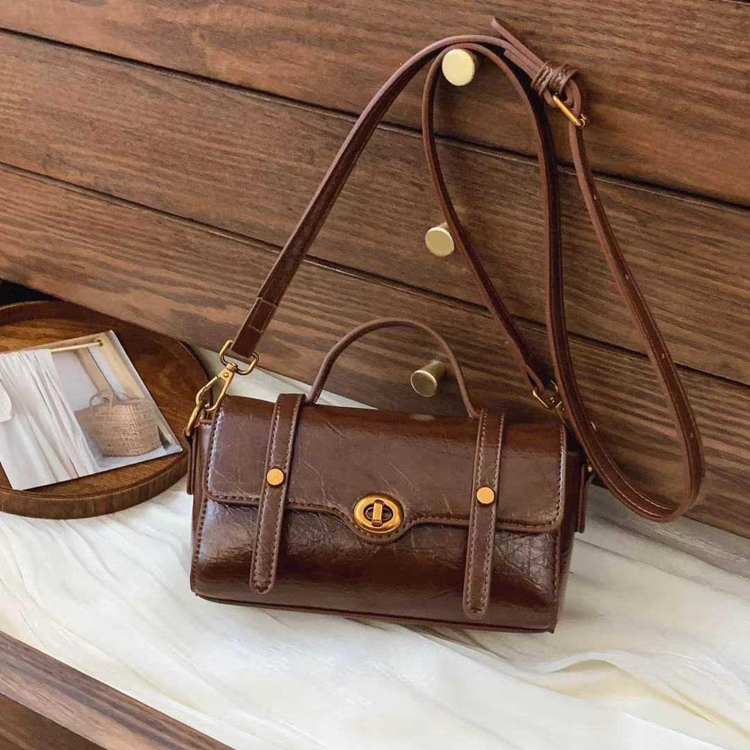 新款轻奢百搭高级感气质时尚斜挎女士包18059棕