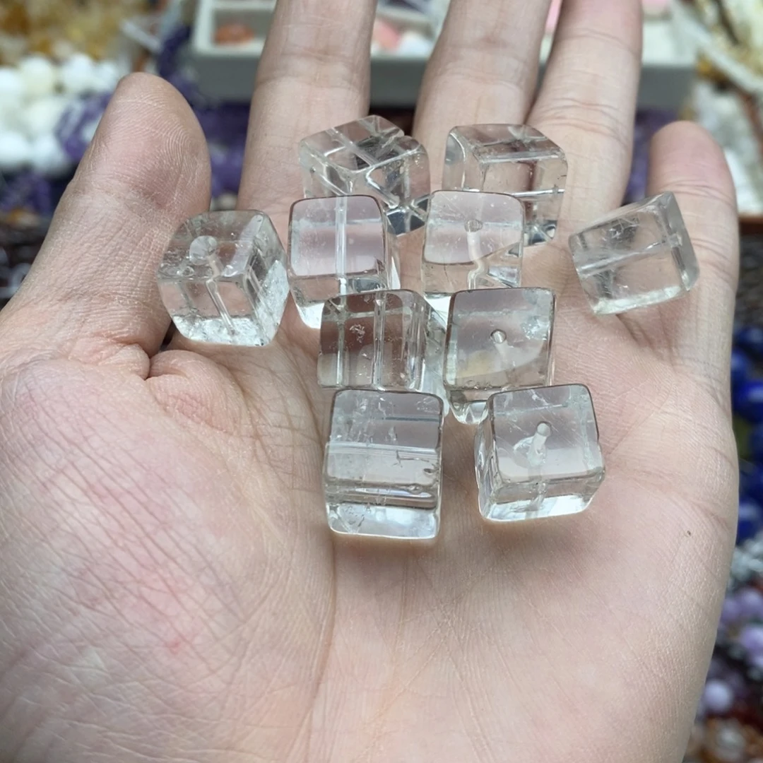 玛瑙/玉髓未镶嵌珠宝半成品一个天然12mm微瑕白水晶方糖