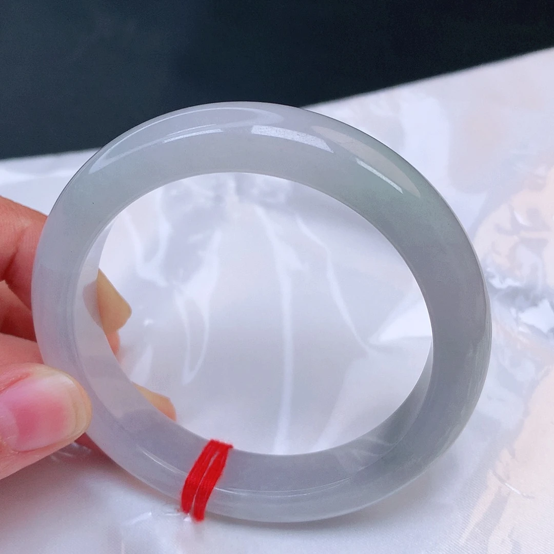 未镶嵌手镯翡翠炸****?翡翠手镯A货201号