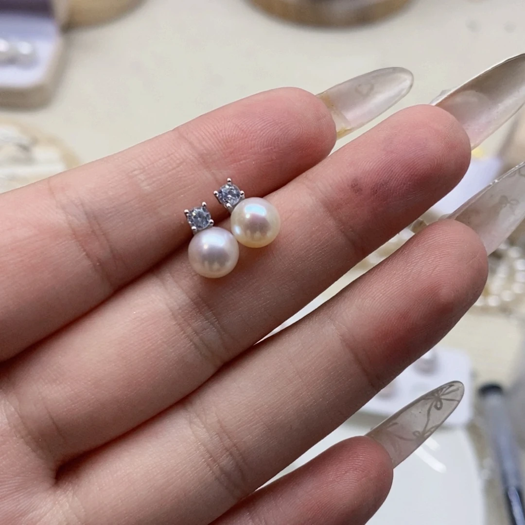 时***逝银S925镶嵌白珍珠戴妃耳钉6m+淡水珍珠