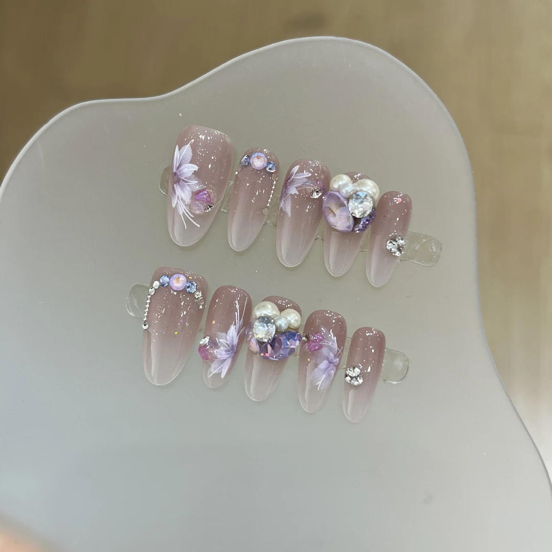 本宫指义【E44/施华】穿戴甲纯手工  底色：094反渐变