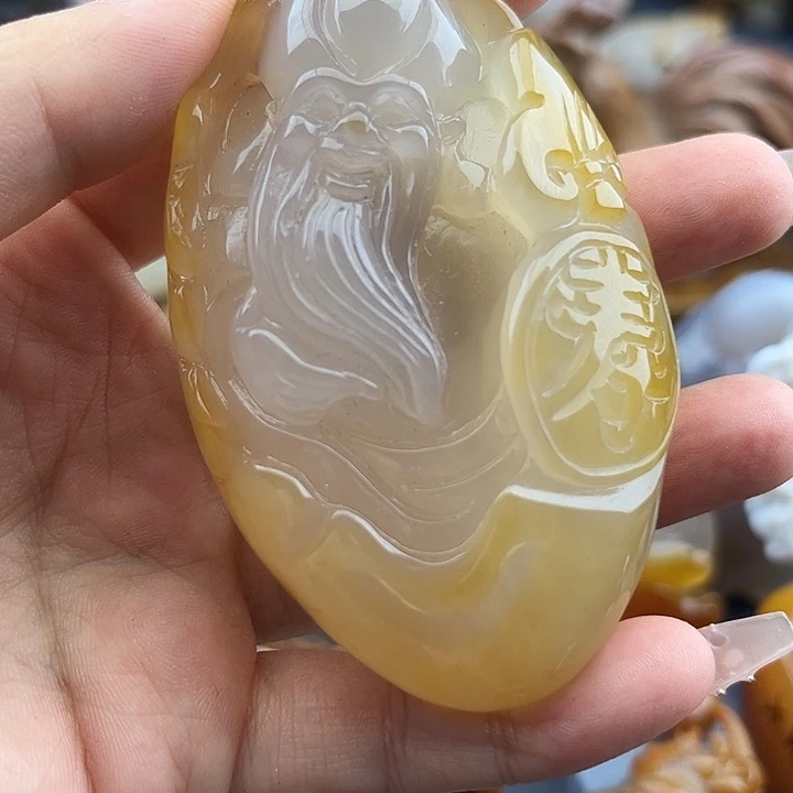 关***冒玛瑙未镶嵌手饰玛瑙