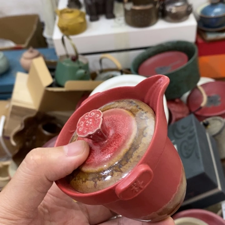 陶瓷艺术品及陶瓷壶壶