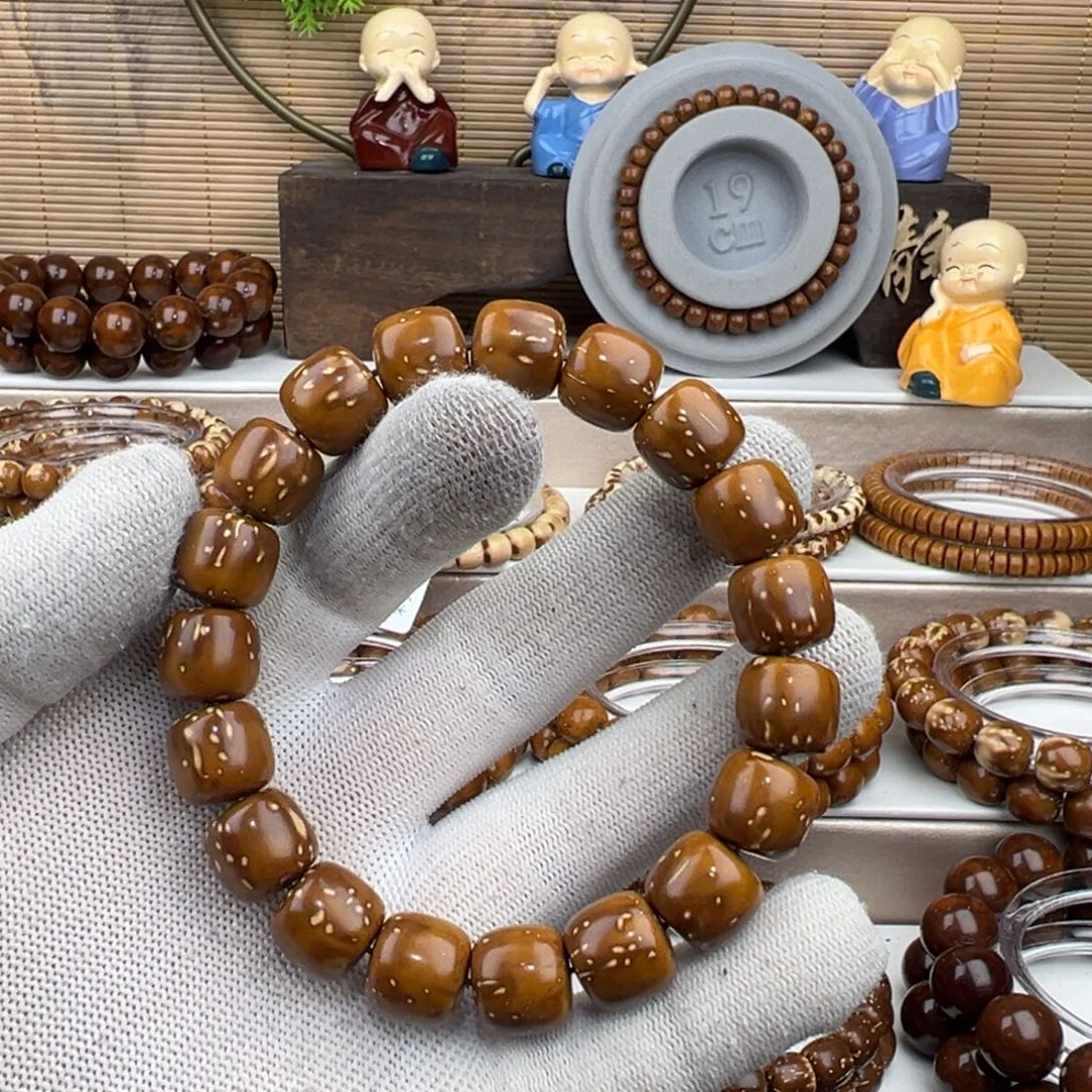 孔***屏手串紫金鼠老型实心眯眯眼