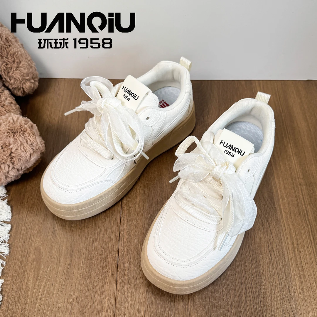 环球皮面时尚百搭休闲鞋网红高级厚底板鞋潮流秋季舒适通勤女鞋