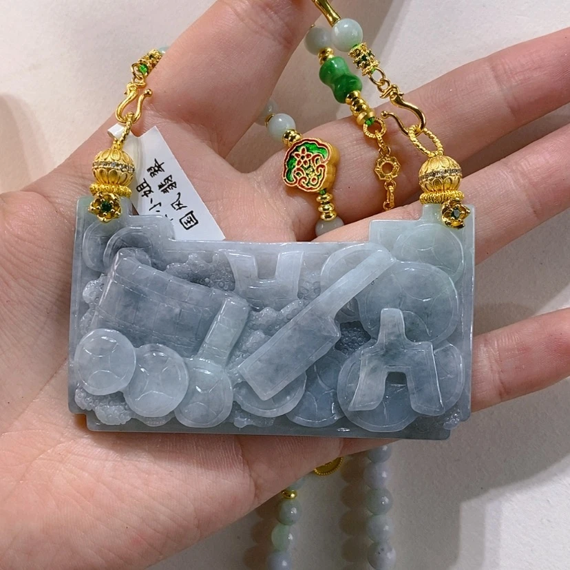 【闪购商品】翡翠未镶嵌颈饰吊坠