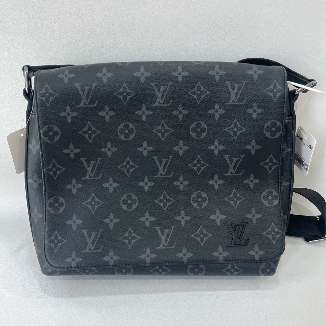 95新 LouisVuitton/路易威登 捐金沉珠/黑老花邮差包翻盖单肩