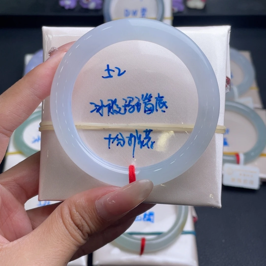 翡翠未镶嵌手镯4号 强推款