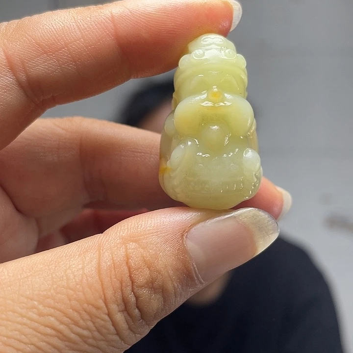 未镶嵌和田玉挂件