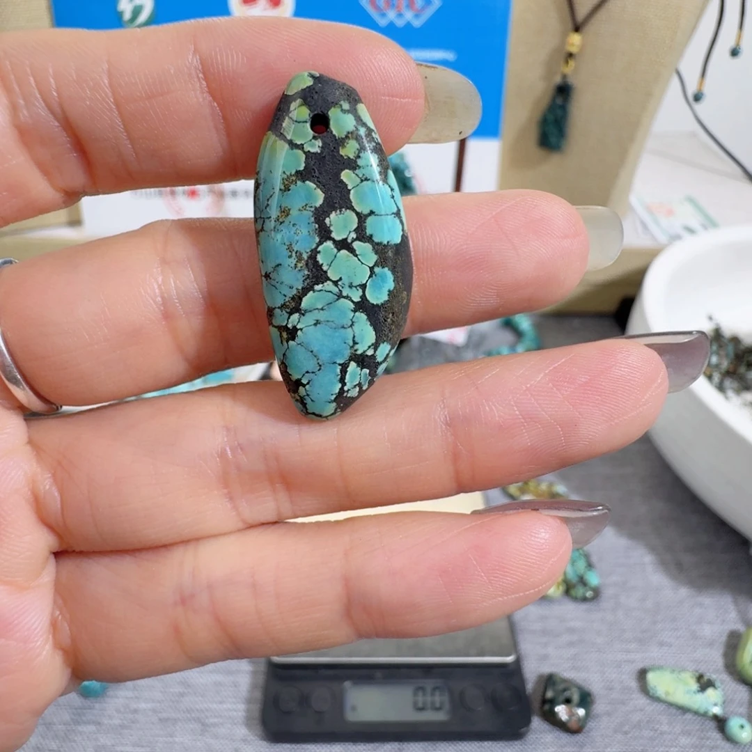 未镶嵌绿松石随型