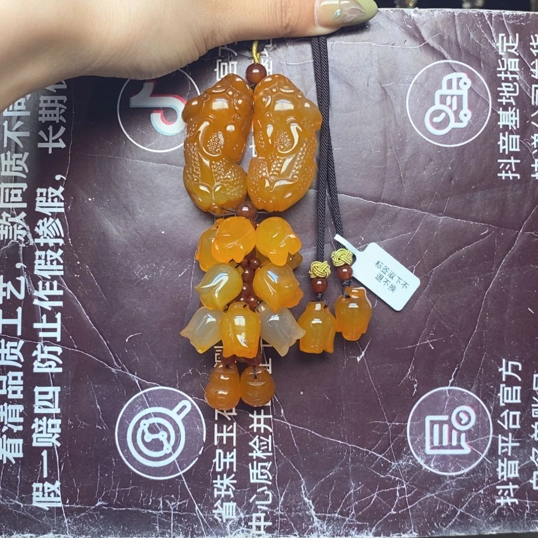 未镶嵌车挂玛瑙/玉髓挂件