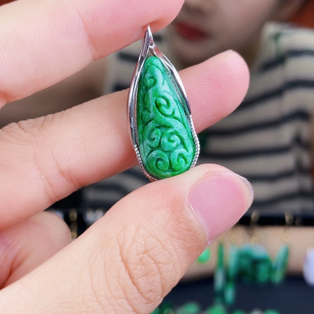 翡翠银S925镶嵌耳环饰品