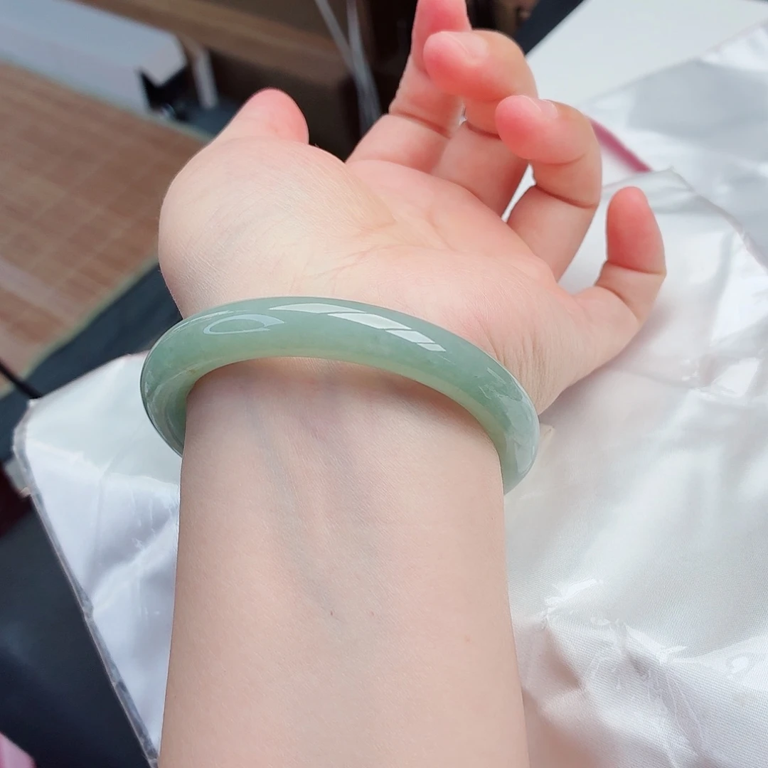 翡翠未镶嵌手镯12号-57圈口