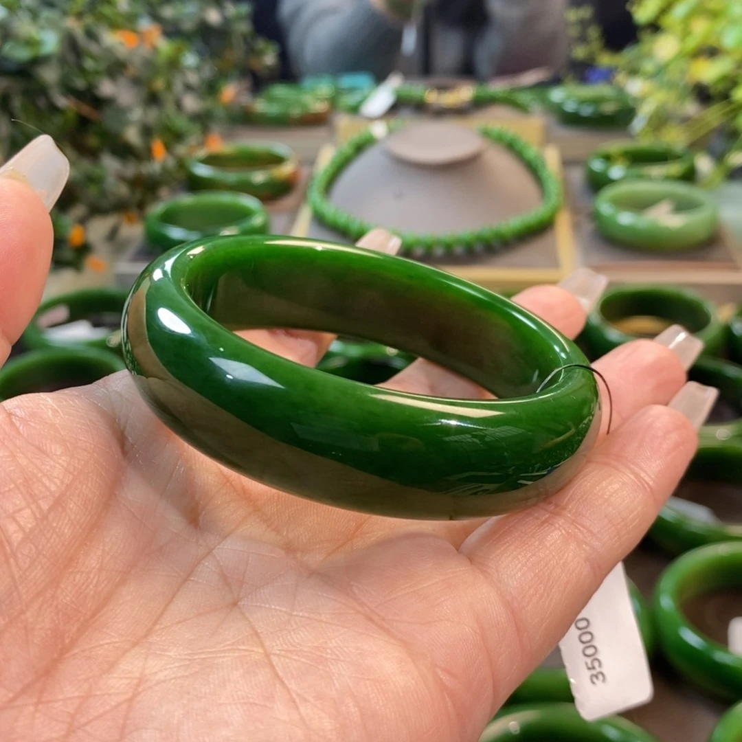 和田玉（碧玉）手镯未镶嵌