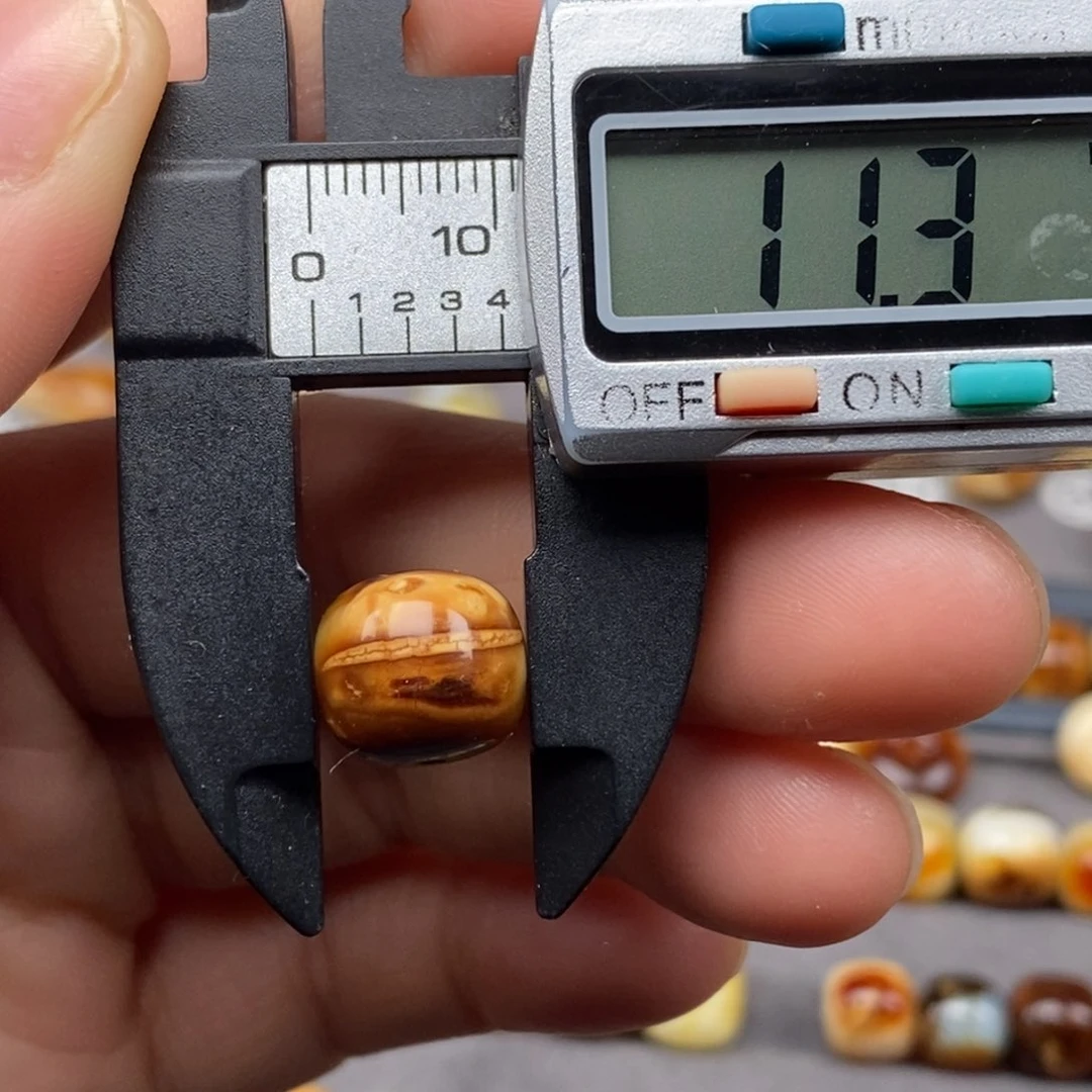 未镶嵌琥珀戒指老型