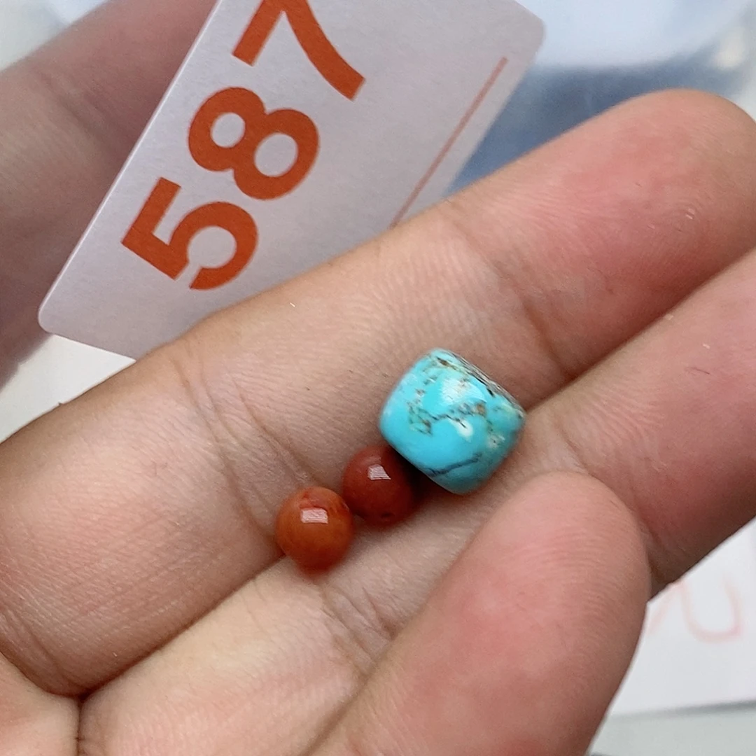 南红玛瑙未镶嵌珠宝奇石