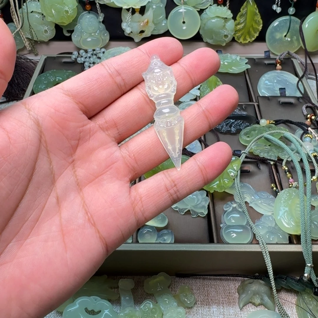 蛇纹石玉项链未镶嵌