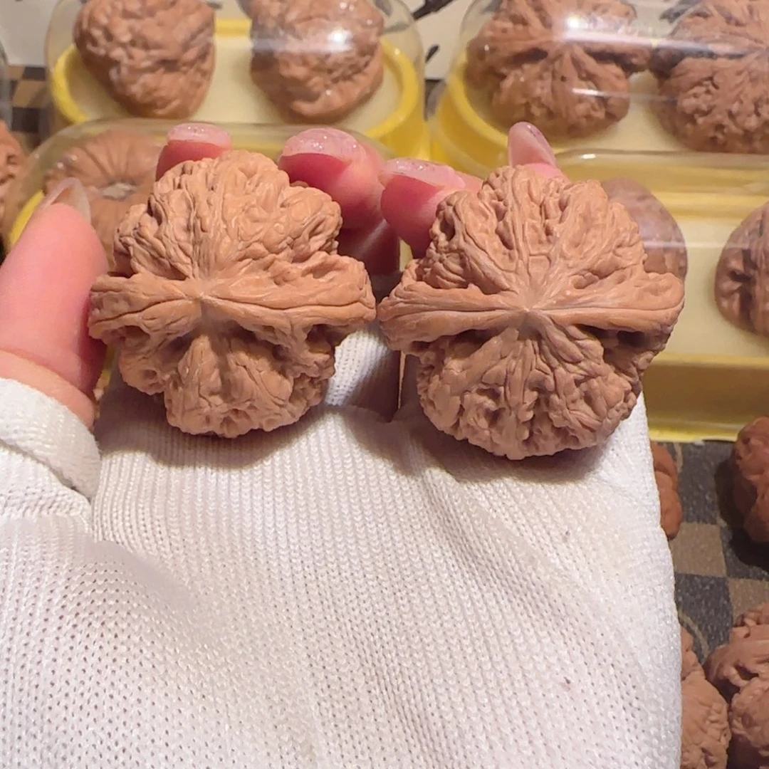 小***儿文玩核桃把件38平谷大粗筋