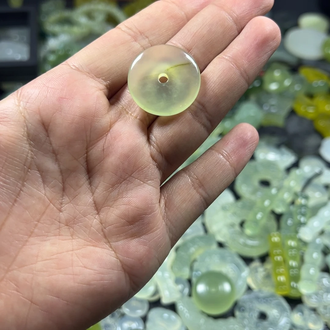 未镶嵌岫玉吊坠(不含链)