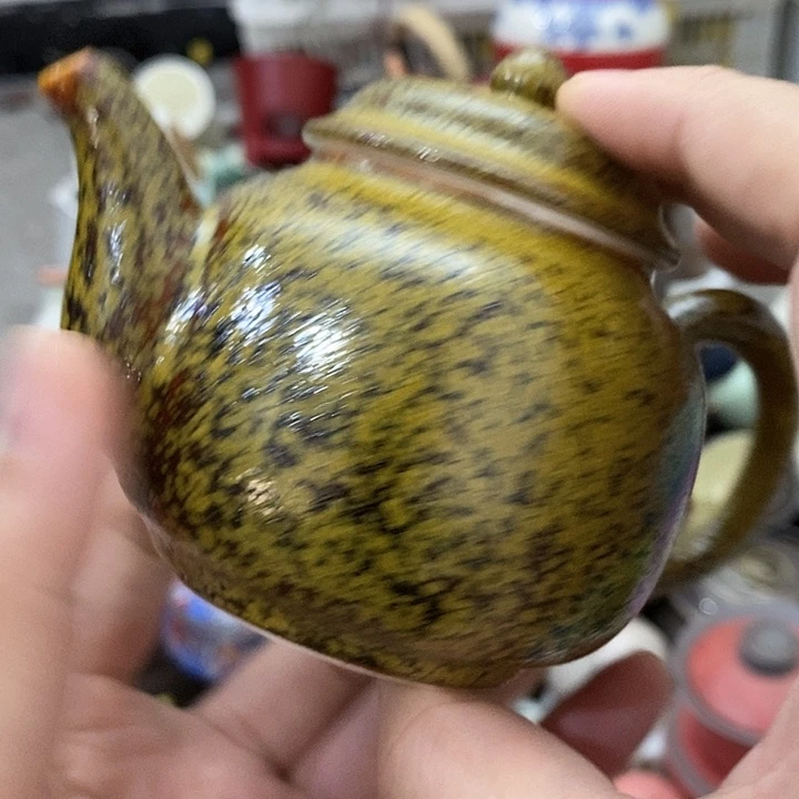 陶瓷艺术品及陶瓷壶
