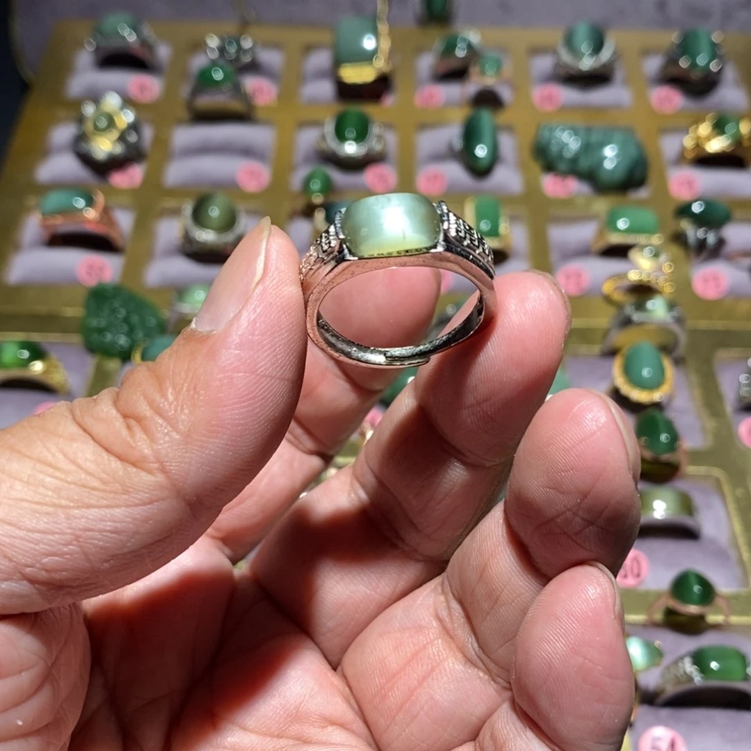 和田玉（碧玉）戒指未镶嵌