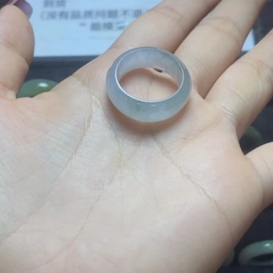 定制翡翠未镶嵌戒圈