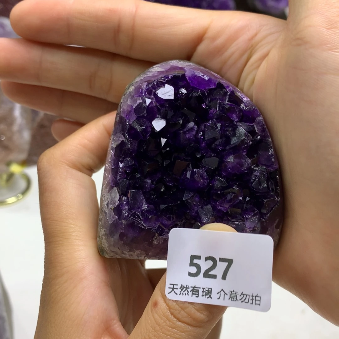 未镶嵌水晶大型摆件（非配饰）