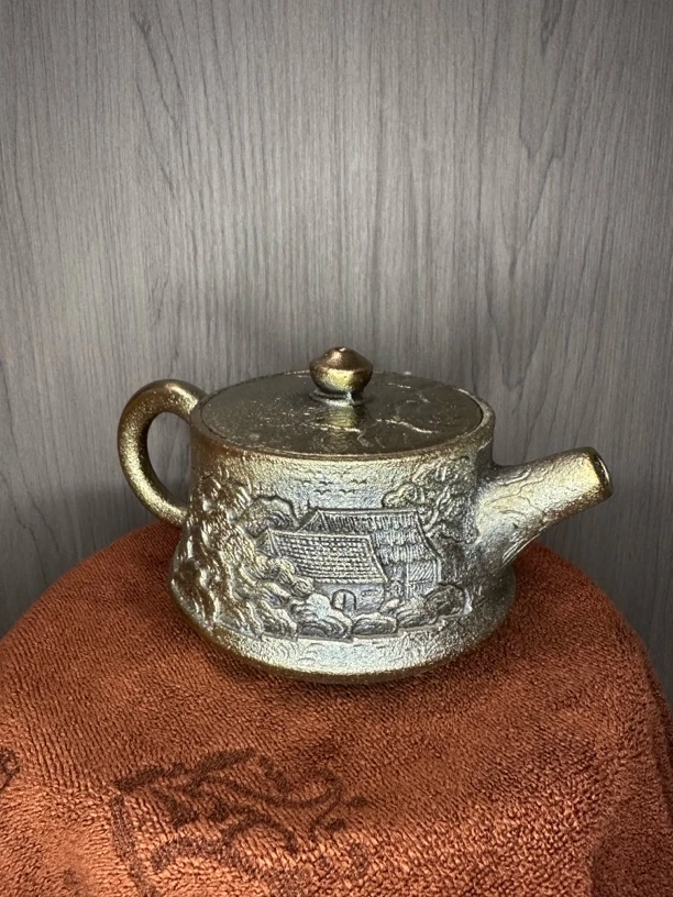 云南建水紫陶柴烧壶微瑕