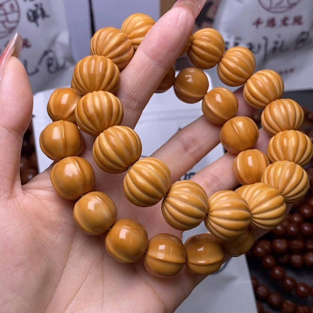 猴头核桃手串鲨鱼瓜珠