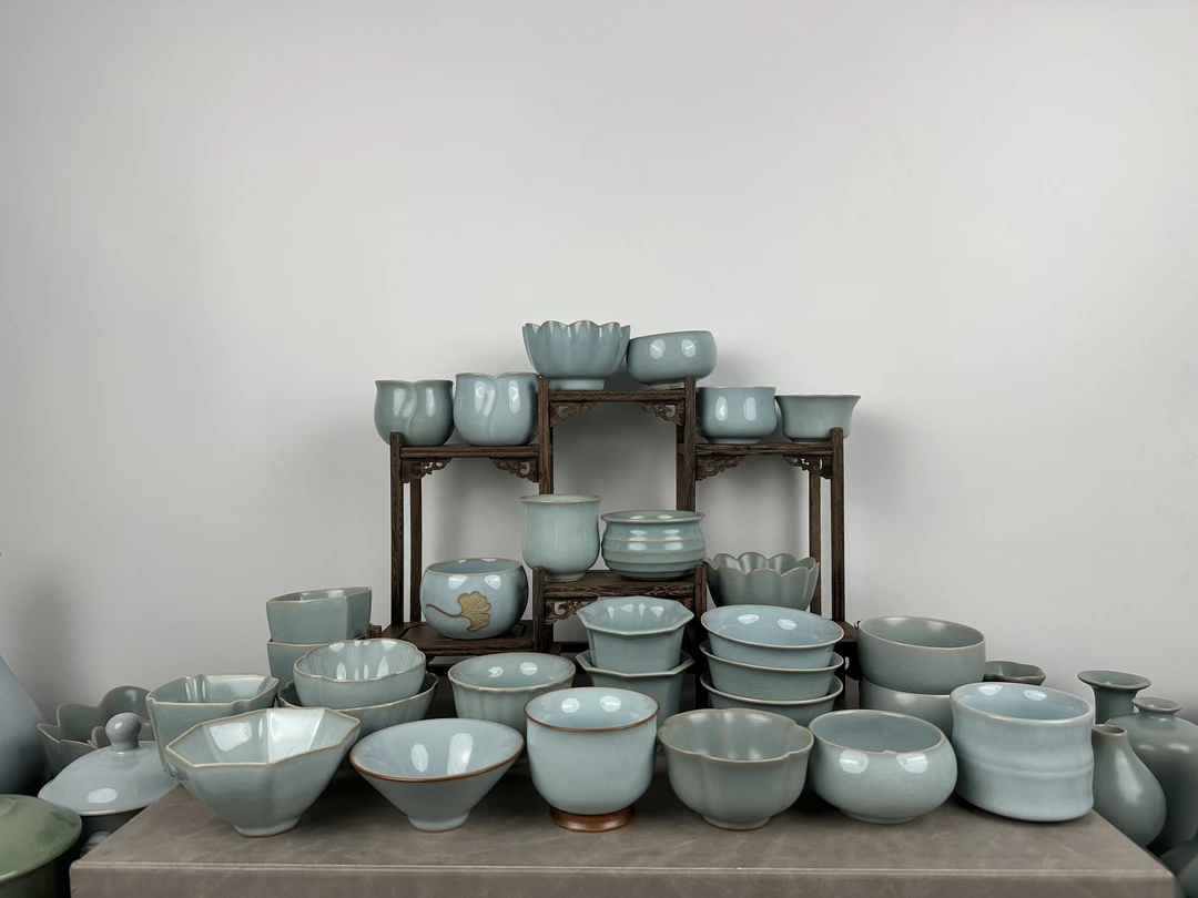 免费随机福利 原产地汝州汝瓷主人杯一个（瑕宝）