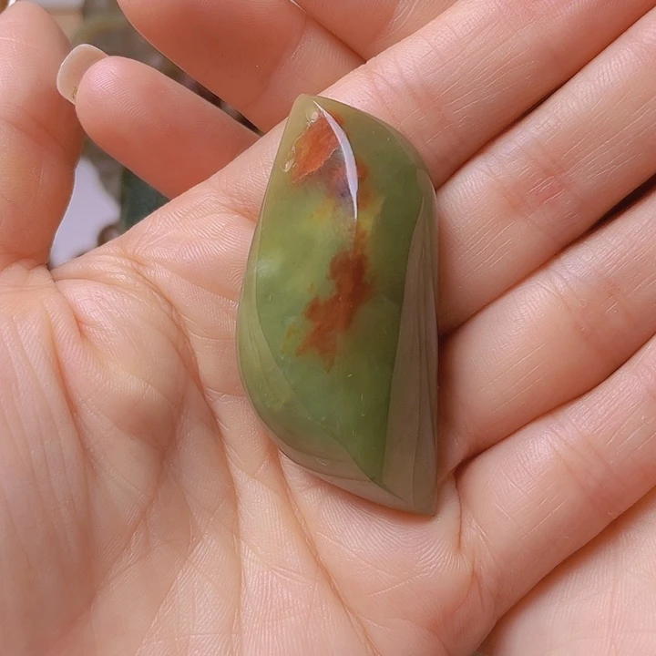 岫岩河磨玉（透闪石质玉）未镶嵌把件顺**章