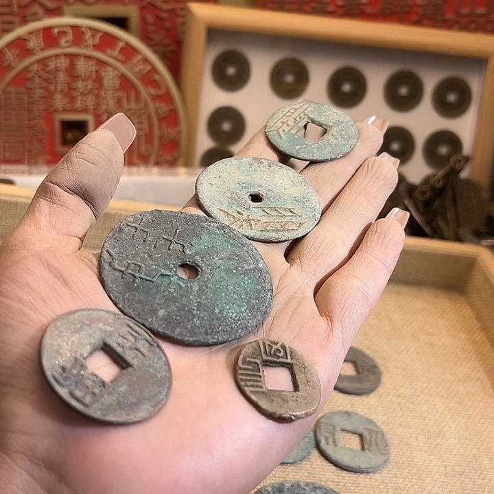 D***1铜现代翻砂工艺作品