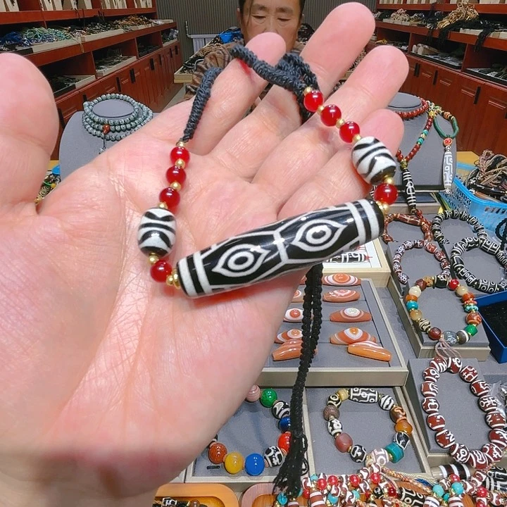 未镶嵌玛瑙/玉髓珠宝奇石