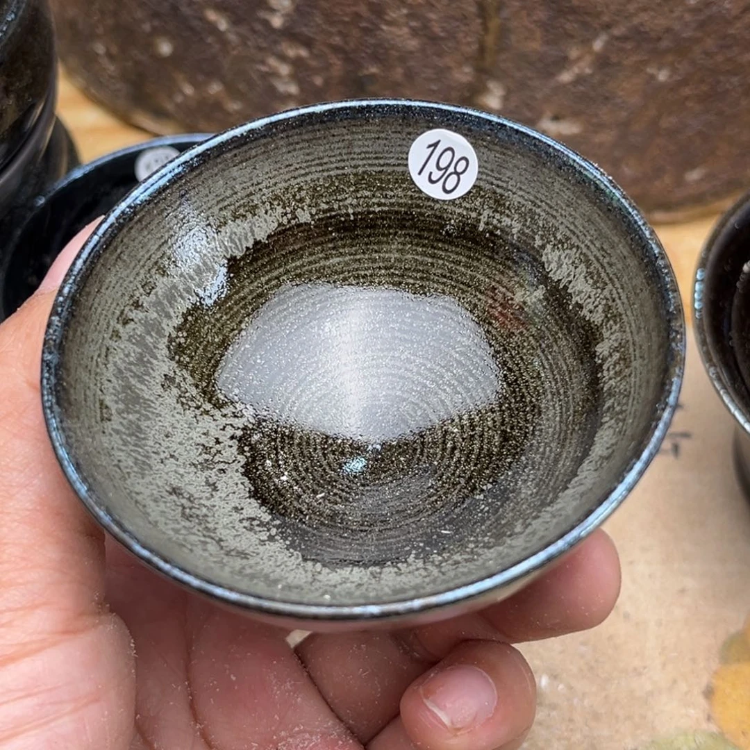 茶盏义兴龙窑坚持真柴烧