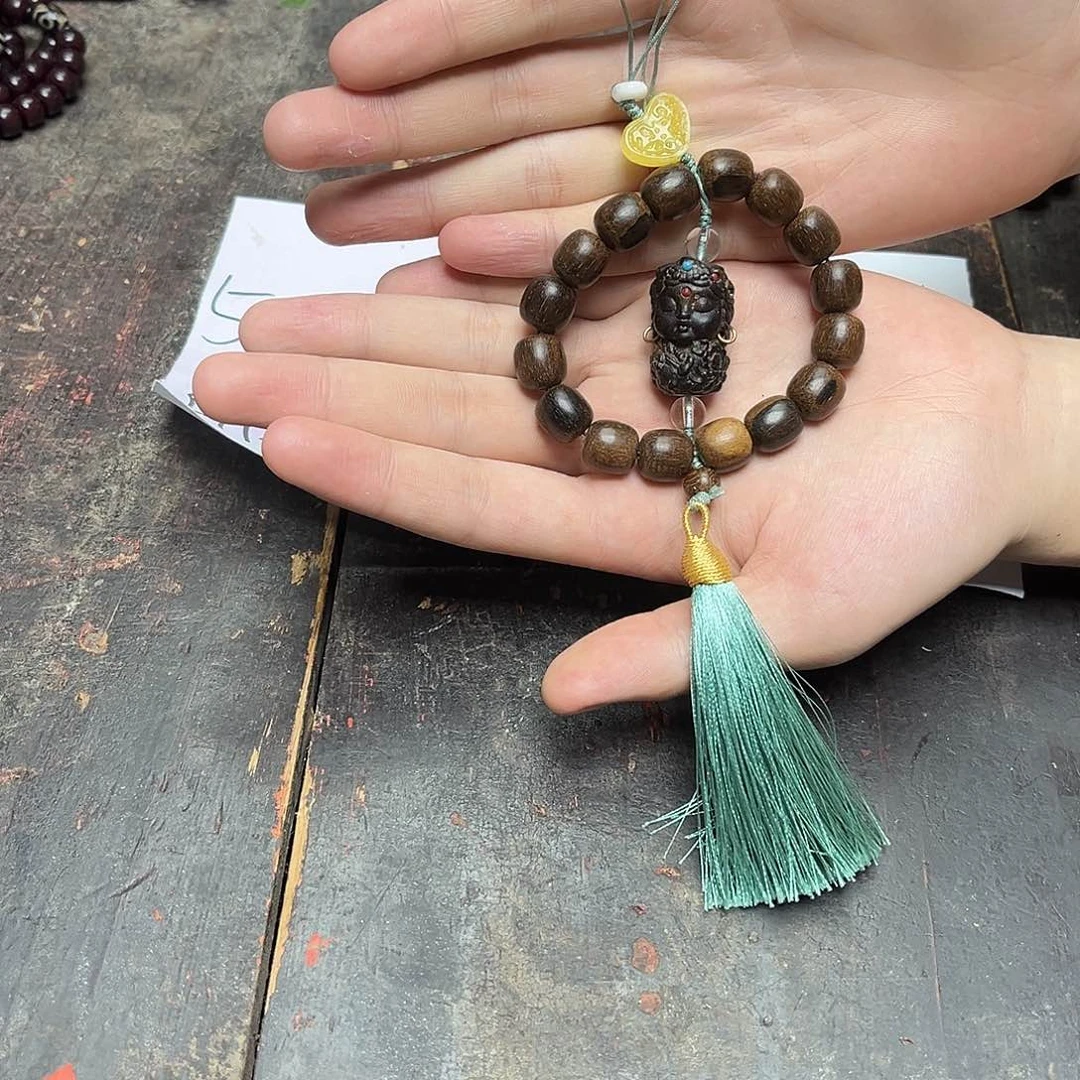 大叶紫檀（黑酸枝木类）