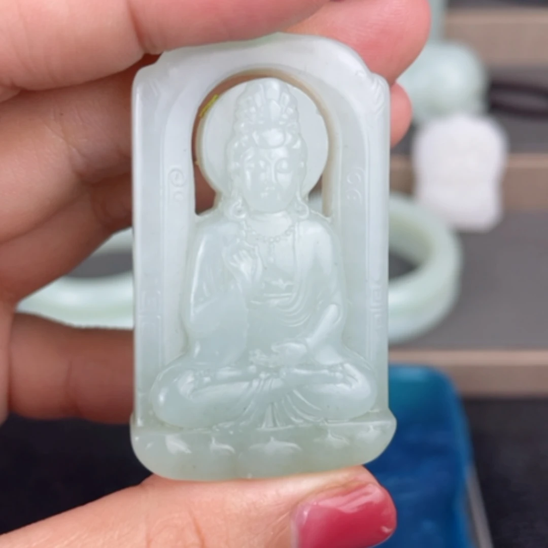 【闪购商品】颈饰未镶嵌和田玉
