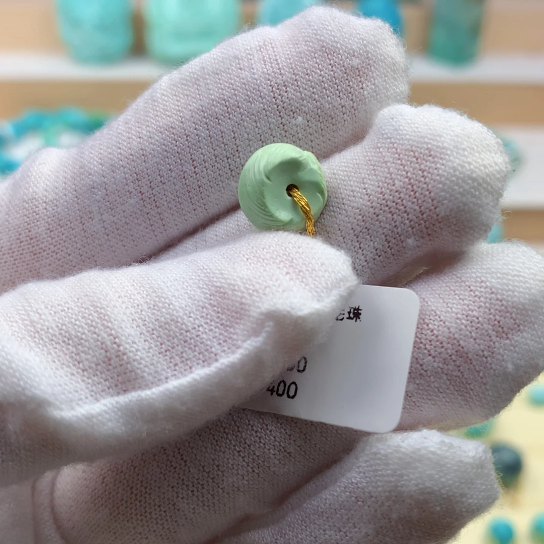 绿松石未镶嵌珠宝奇石菜籽黄羽毛扣10*5.7mm