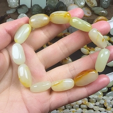 未镶嵌手串和田玉