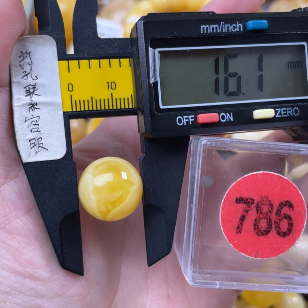 蜜蜡未镶嵌珠宝奇石微瑕