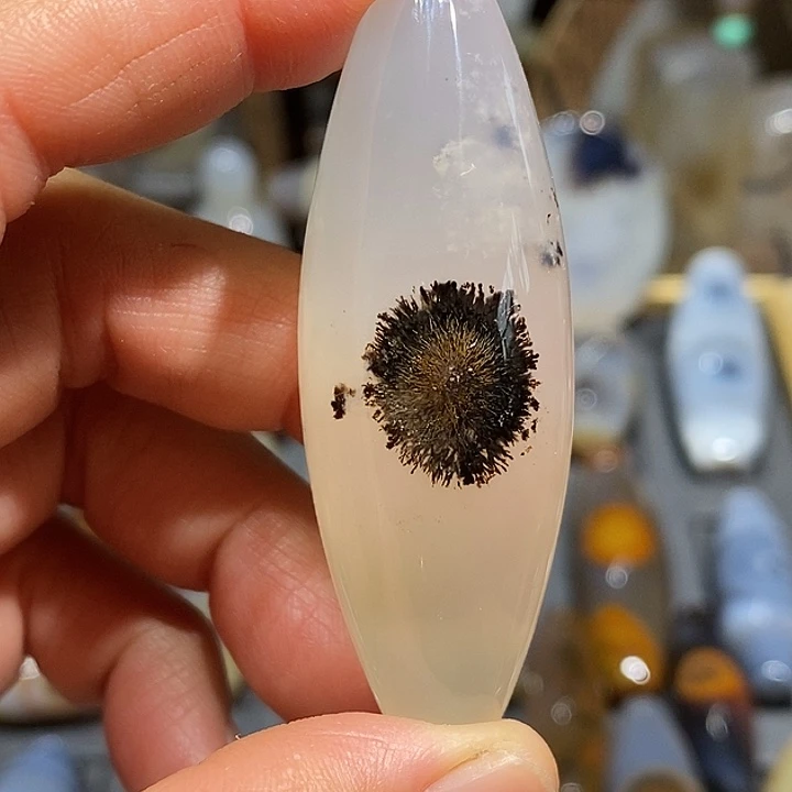 未镶嵌颈饰玛瑙/玉髓