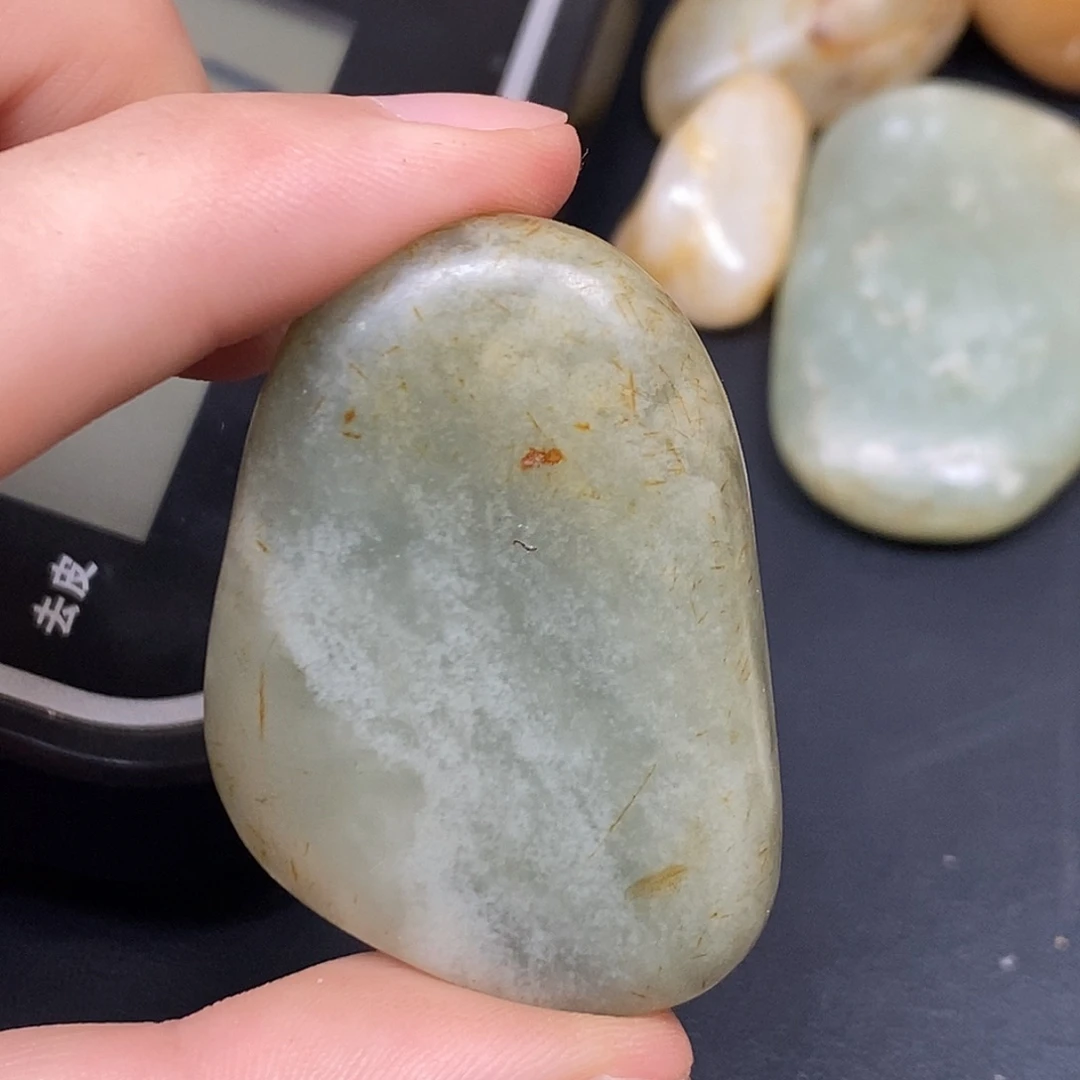 和田玉（糖玉）未镶嵌挂件