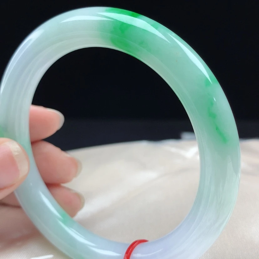【闪购商品】未镶嵌手镯翡翠97083，