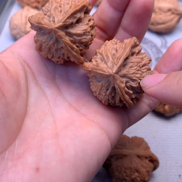 文玩核桃把件全品盘山三棱