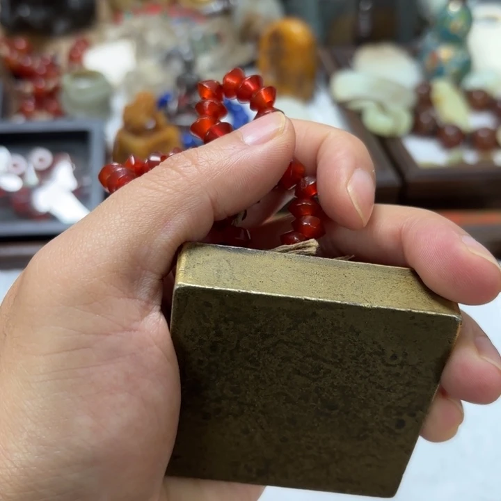 如图所示一物一拍